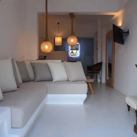 Aeolus Apartment *